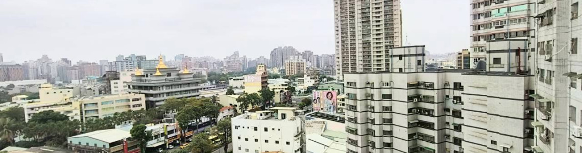 鼎山家樂福,國王花園三房
