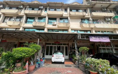 (賀成交)鳳頂路優質店面｜1樓店面+二樓住家，月租3.2萬，投資潛力無限